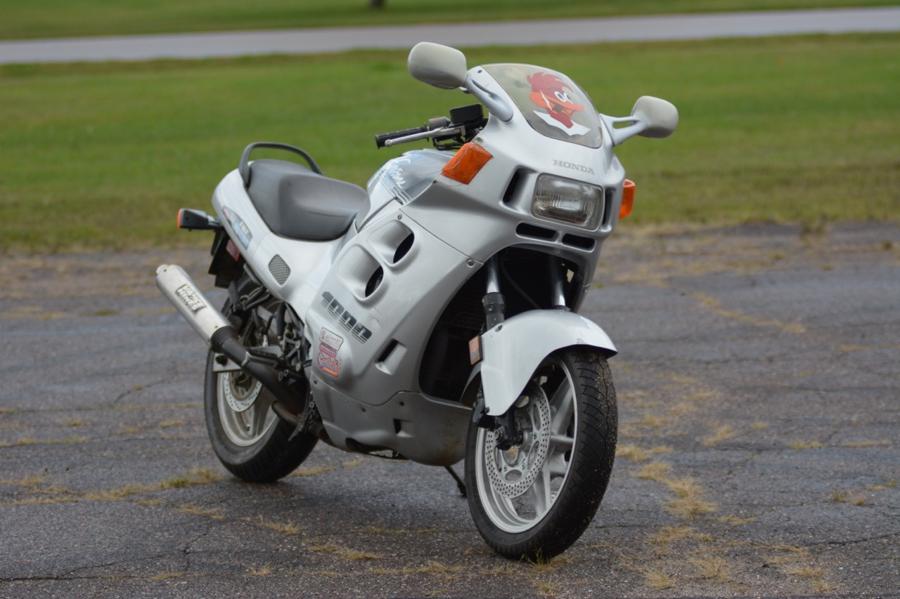 Bike EXIF | 1988 Honda CBR1000F Sport Touring Motorcycle Bike EXIF | 1988 Honda CBR1000F Sport Touring Motorcycle
