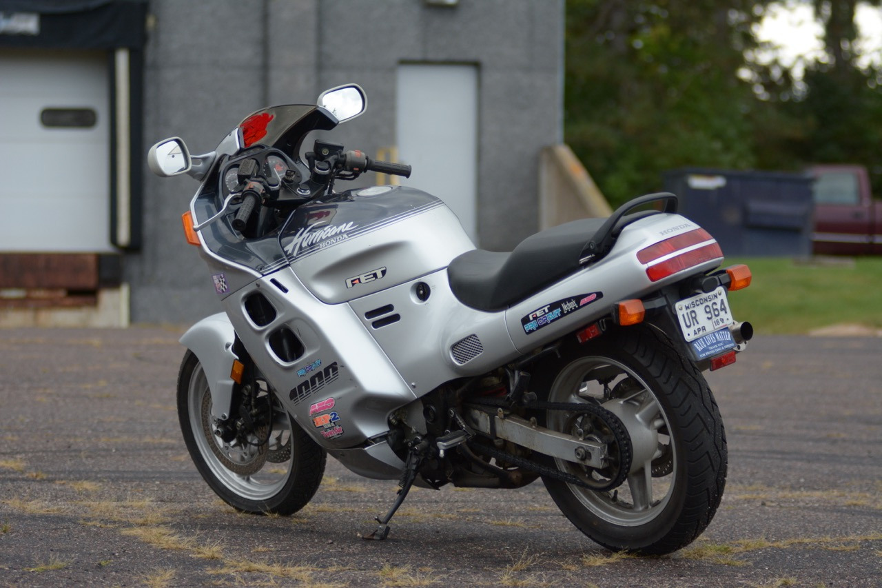 Bike EXIF | 1988 Honda CBR1000F Sport Touring Motorcycle Bike EXIF | 1988 Honda CBR1000F Sport Touring Motorcycle
