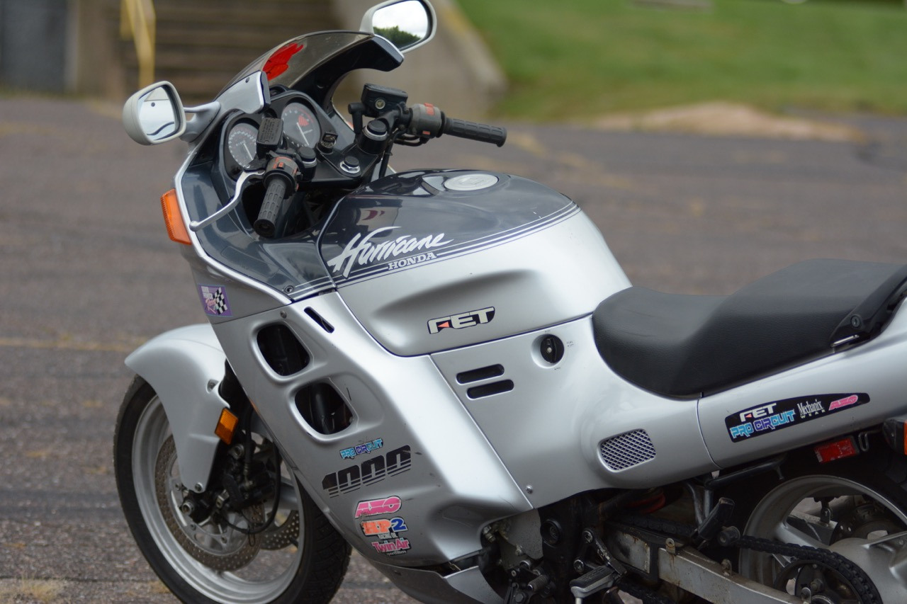 Bike EXIF | 1988 Honda CBR1000F Sport Touring Motorcycle Bike EXIF | 1988 Honda CBR1000F Sport Touring Motorcycle