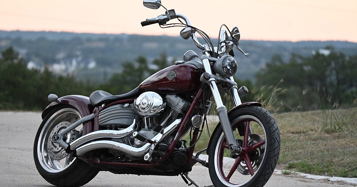 2009 Harley-Davidson FXCWC Rocker Softail