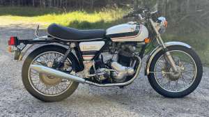 1975 Norton Commando 850 6